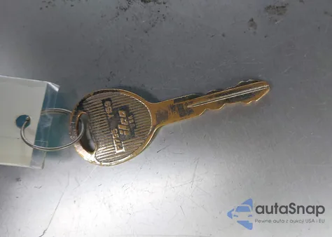 2000 Jeep Cherokee Limited z USA, uszkodzony, nr VIN 1J4FF68S3YL149444